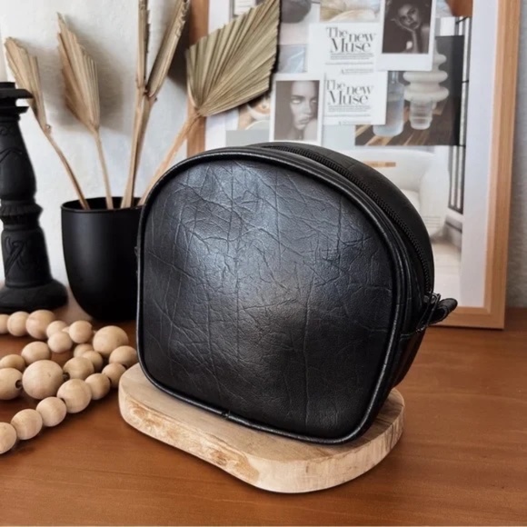 BLACK BAG BUNDLE - Picture 8 of 11